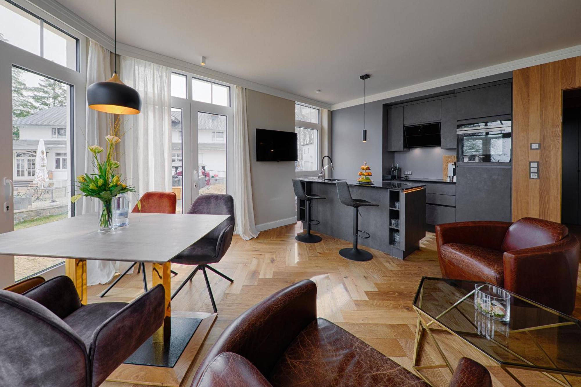 Meeressterne Schlossappartements Heringsdorf Exteriér fotografie